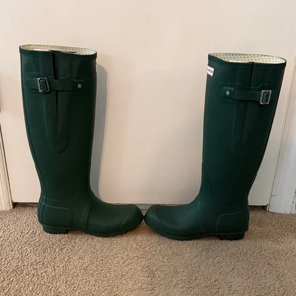 Hunter Forest Green Waterproof Boots - Picture 2 of 6